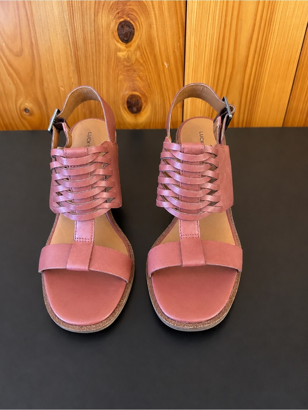 NWOT Lucky Brand Lemia Leather Sandals Burgundy Size 8.5